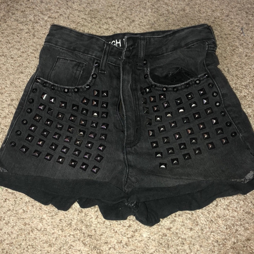 High Waist Studded Jeans